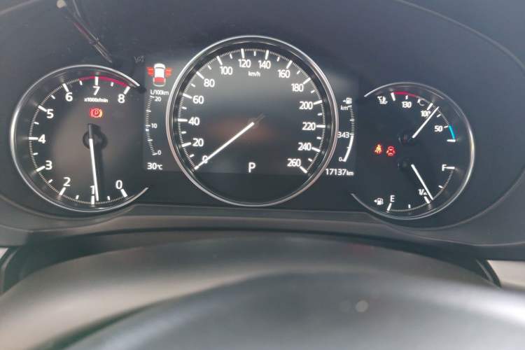 Used Mazda CX-5 2025 2.0L Automatic Two-Wheel Drive Smart Edition Odometer Close Up