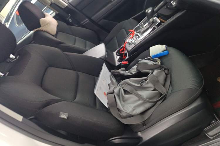 Used Mazda CX-5 2025 2.0L Automatic Two-Wheel Drive Comfort Version Right Front Seat