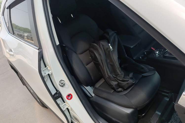 Used Mazda CX-5 2025 2.0L Automatic Two-Wheel Drive ZhiShang Pro Right Front Seat