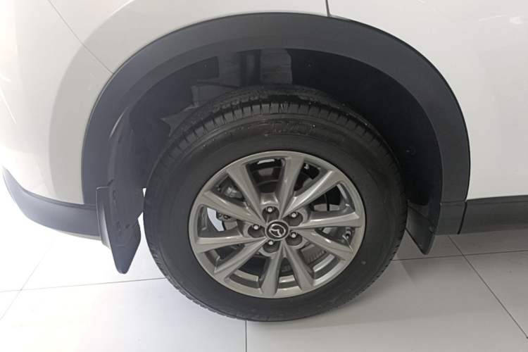 Used Mazda CX-5 2025 2.0L Automatic Two-Wheel Drive Comfort Version Right Rear Wheel Hub