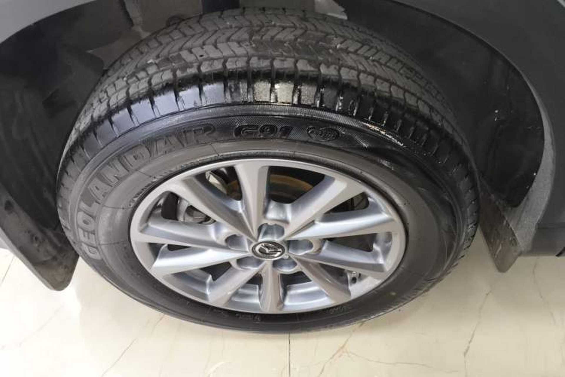 Used Mazda CX-5 2025 2.0L Automatic Two-Wheel Drive Comfort Version Right Rear Wheel Hub