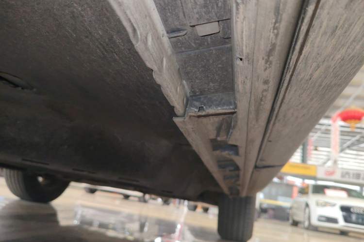 Used Mazda CX-5 2025 2.0L Automatic Two-Wheel Drive ZhiShang Pro Right Side Sill