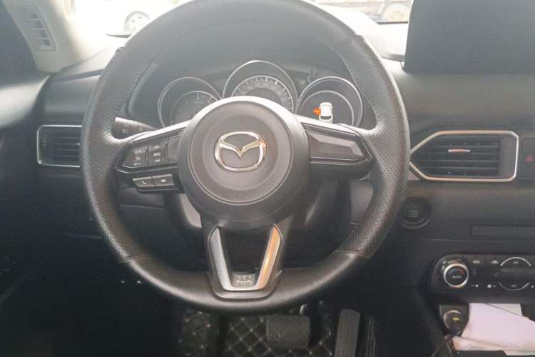 Used Mazda CX-5 2025 2.0L Automatic Two-Wheel Drive Comfort Version Steering Wheel