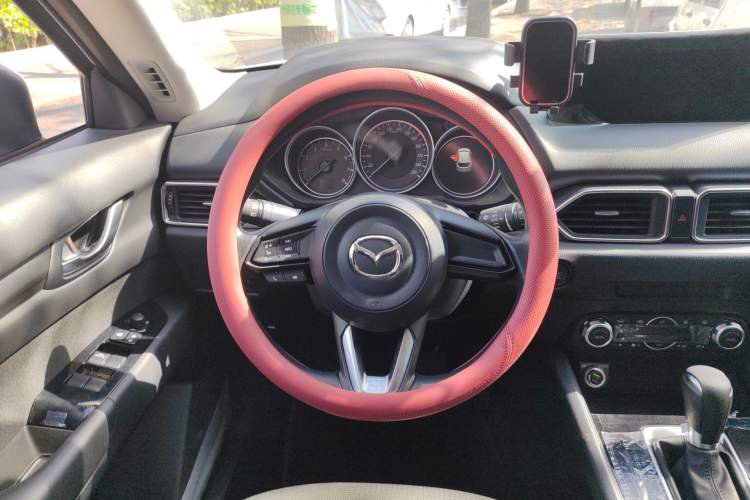 Used Mazda CX-5 2025 2.0L Automatic Two-Wheel Drive Comfort Version Steering Wheel