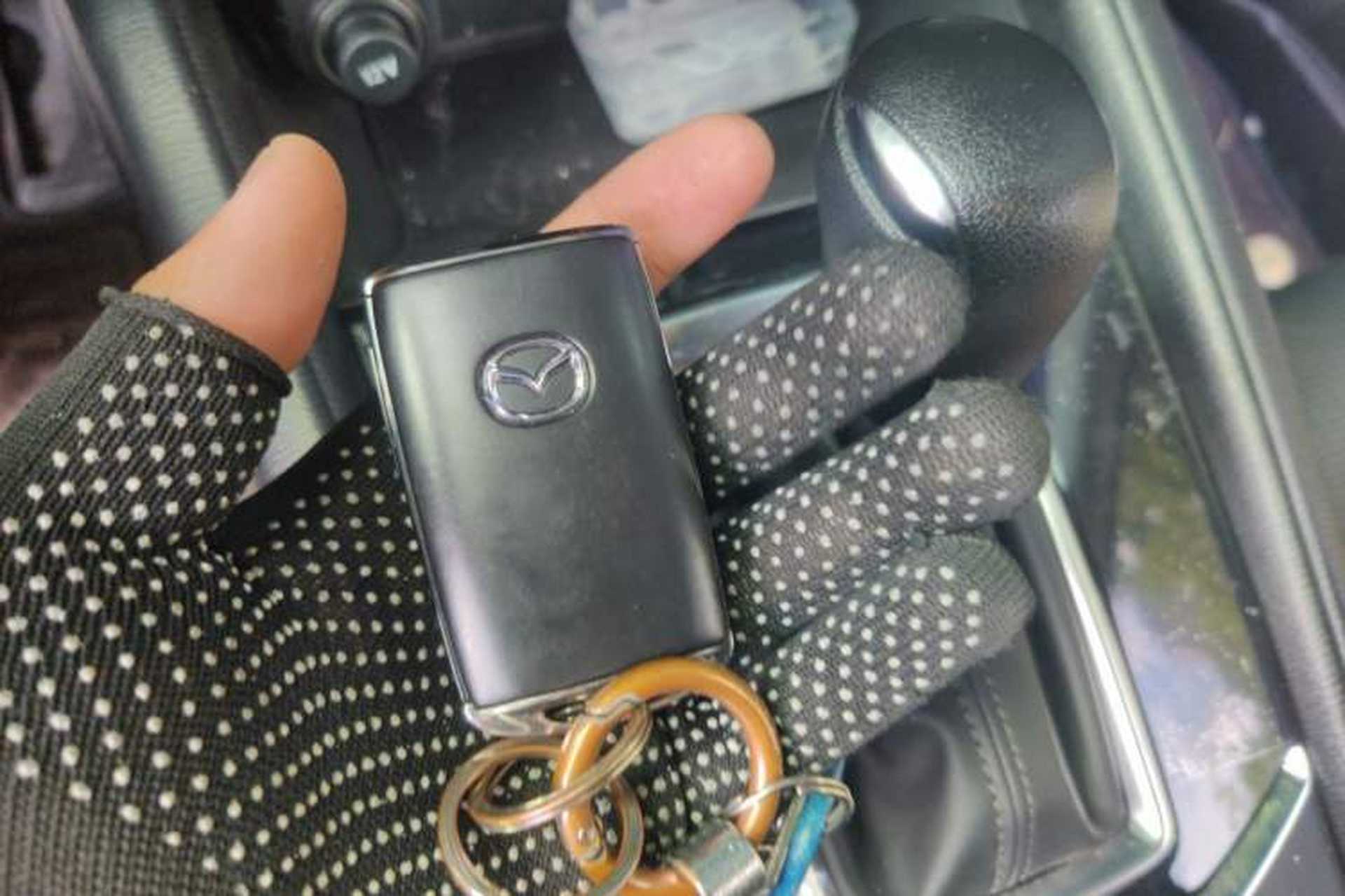 Used Mazda CX-5 2025 2.0L Automatic Two-Wheel Drive Comfort Version Vehicle Key