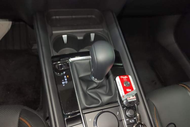 Used Mazda CX-50 2023 2.5L Luxury Edition Gear Lever