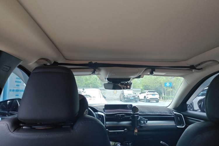 Used Mazda CX-50 2023 2.5L Smart Drive Version Headliner