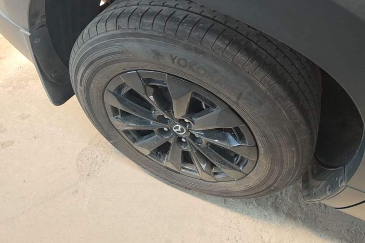 Used Mazda CX-50 2023 2.0L Leading Edition Right Rear Wheel Hub