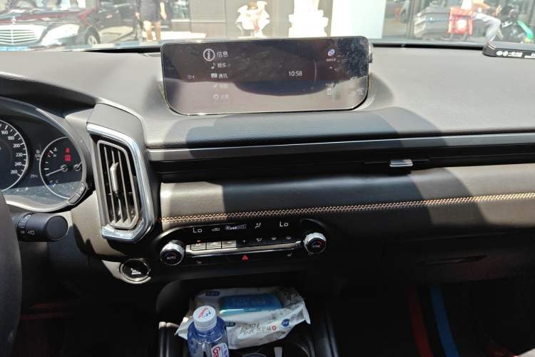 Used Mazda CX-50 2023 2.5L Luxury Edition Audio And AC Panel