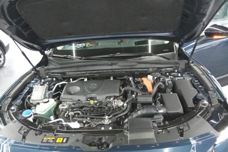 Used Mazda CX-50 2023 2.5L HEV Four-Wheel Drive Prestige Version Engine Bay