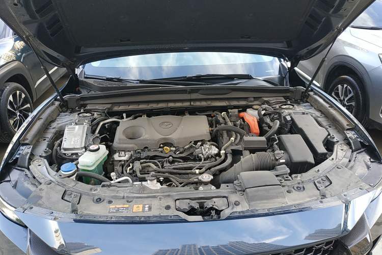 Used Mazda CX-50 2023 2.5L HEV Four-Wheel Drive Prestige Version Engine Bay