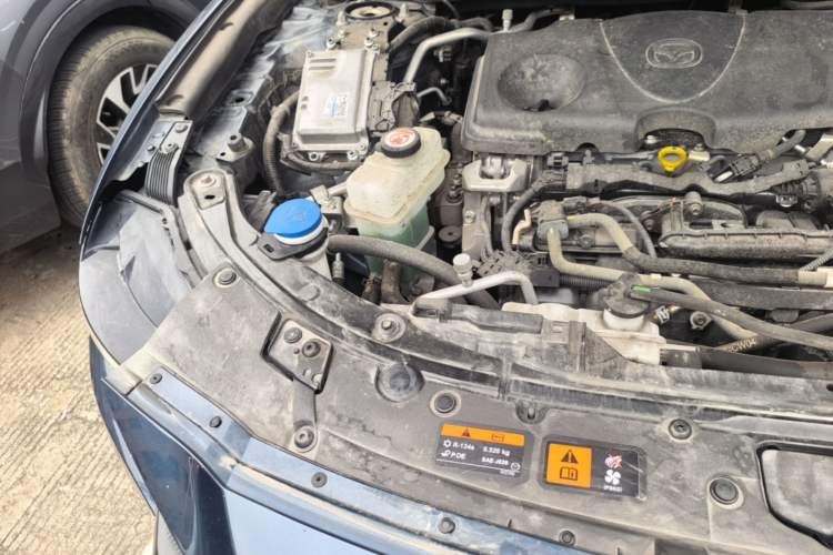 Used Mazda CX-50 2023 2.5L HEV Four-Wheel Drive Prestige Version Engine Bay Right