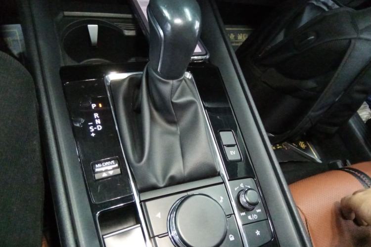 Used Mazda CX-50 2023 2.5L HEV Four-Wheel Drive Prestige Version Gear Lever