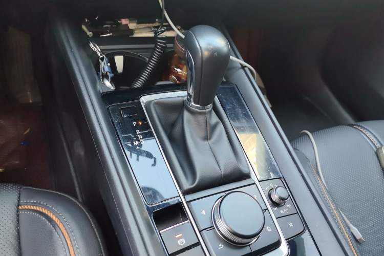 Used Mazda CX-50 2023 2.5L Smart Drive Version Gear Lever