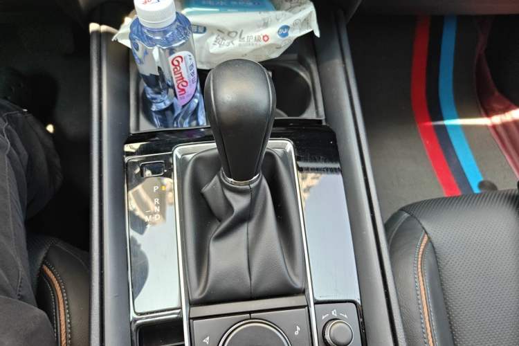 Used Mazda CX-50 2023 2.5L Luxury Edition Gear Lever