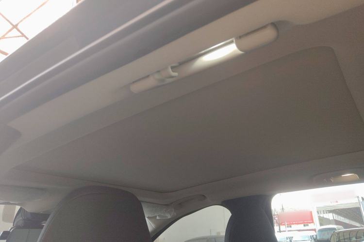 Used Mazda CX-50 2023 2.5L Comfort Edition Headliner