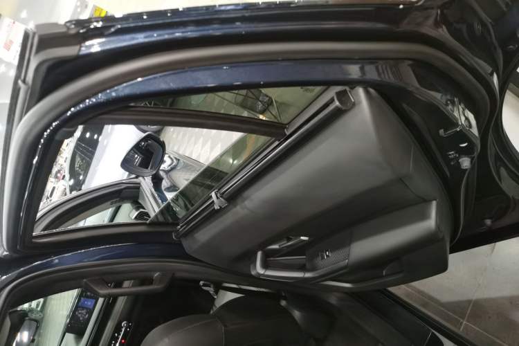 Used Mazda CX-50 2023 2.5L Smart Drive Version Interior 6