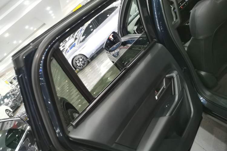 Used Mazda CX-50 2023 2.5L Smart Drive Version Interior 8