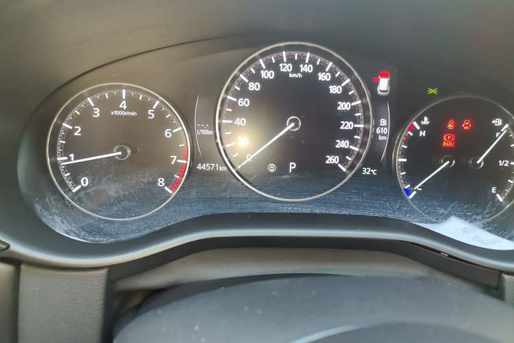 Used Mazda CX-50 2023 2.5L Smart Drive Version Odometer Close Up