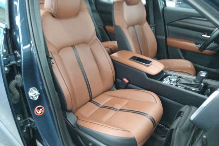 Used Mazda CX-50 2023 2.5L HEV Four-Wheel Drive Prestige Version Right Front Seat