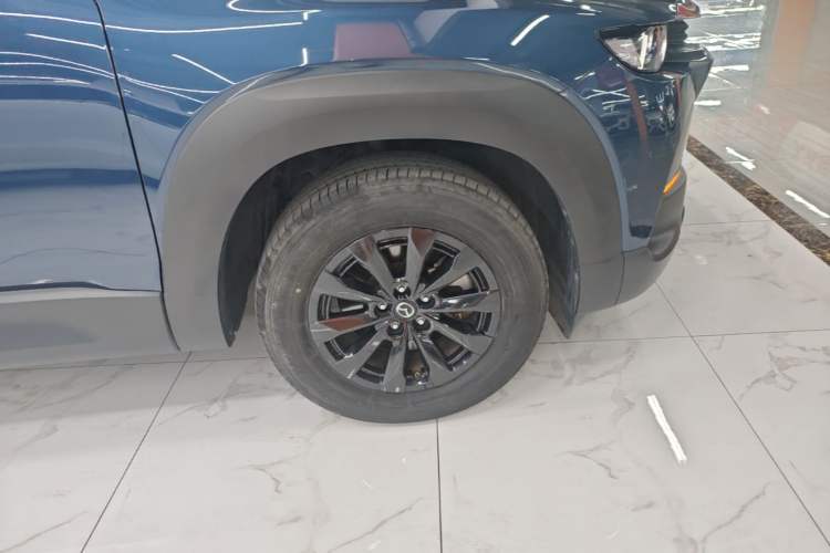 Used Mazda CX-50 2023 2.0L Leading Edition Right Rear Wheel Hub