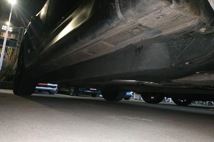 Used Mazda CX-50 2023 2.5L HEV Four-Wheel Drive Prestige Version Right Side Sill