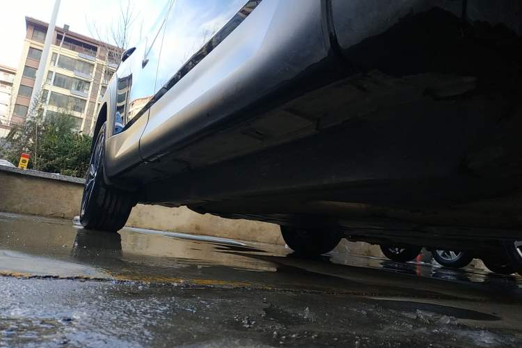 Used Mazda CX-50 2023 2.5L HEV Four-Wheel Drive Prestige Version Right Side Sill