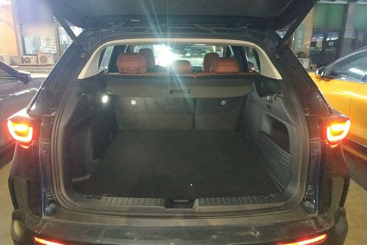 Used Mazda CX-50 2023 2.5L HEV Four-Wheel Drive Prestige Version Trunk
