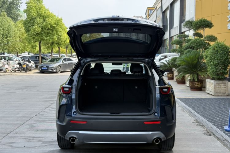 Used Mazda CX-50 2023 2.5L Smart Drive Version Trunk