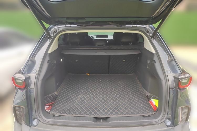Used Mazda CX-50 2023 2.5L Smart Drive Version Trunk