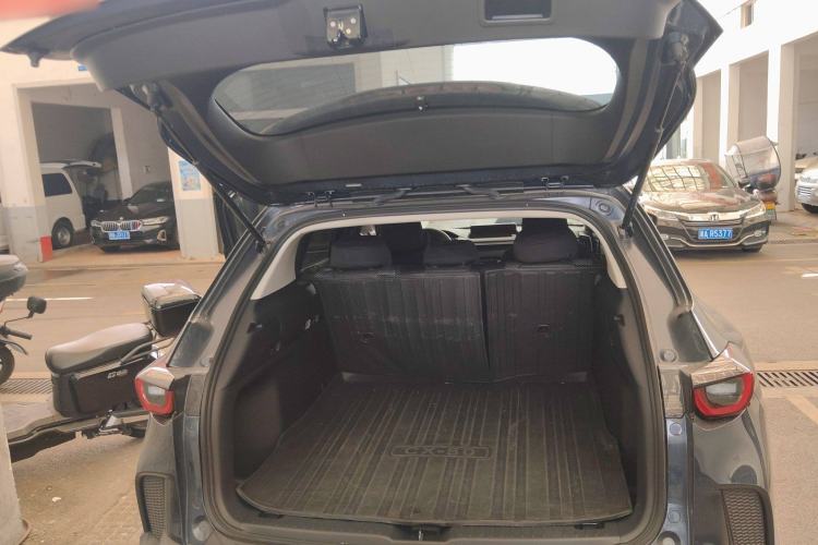 Used Mazda CX-50 2023 2.5L Comfort Edition Trunk