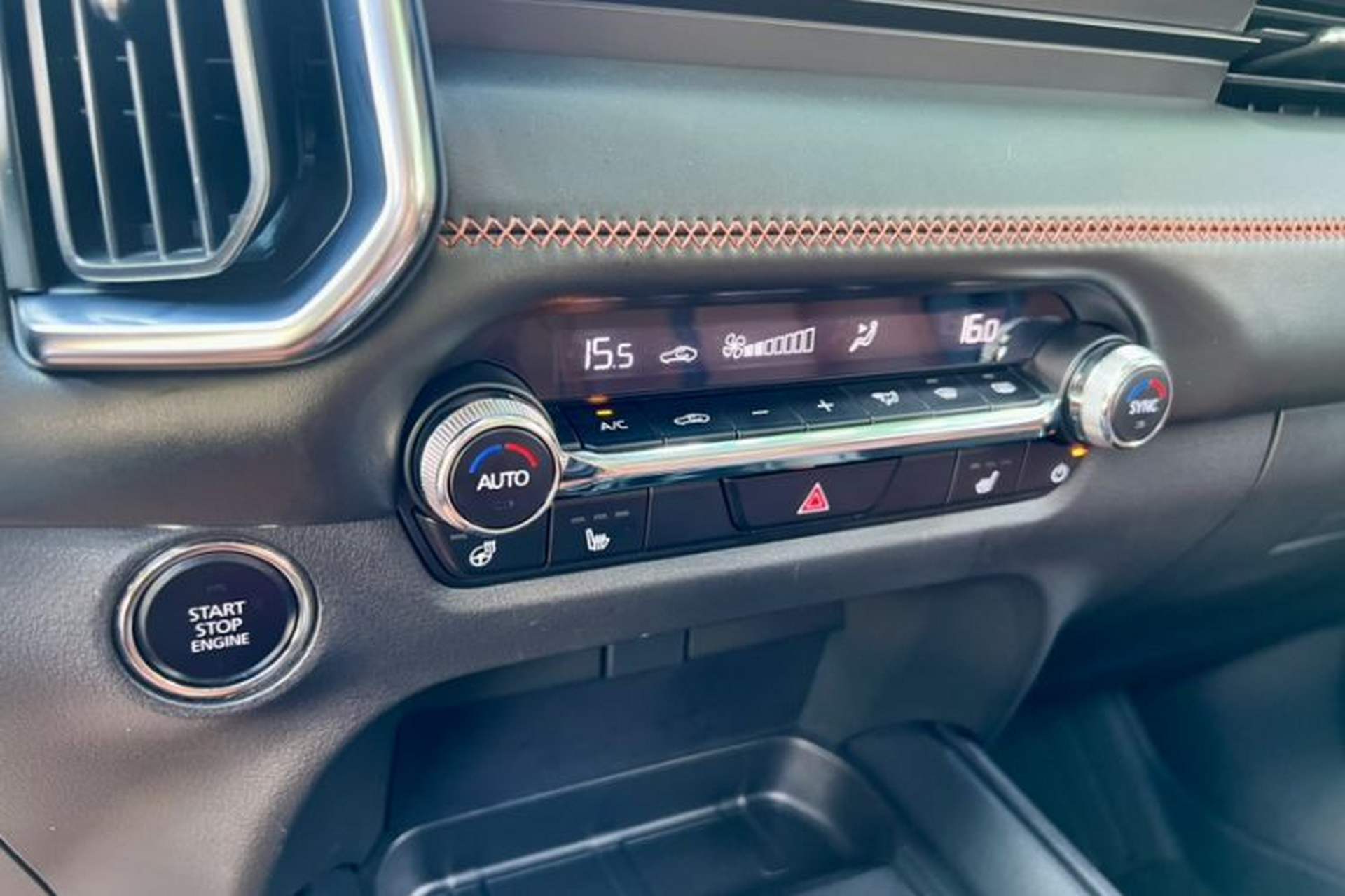 Used Mazda CX-50 2023 2.5L Luxury Edition Audio And AC Panel