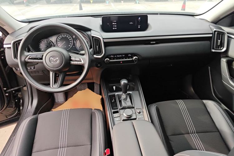 Used Mazda CX-50 2023 2.0L Leading Edition Center Console