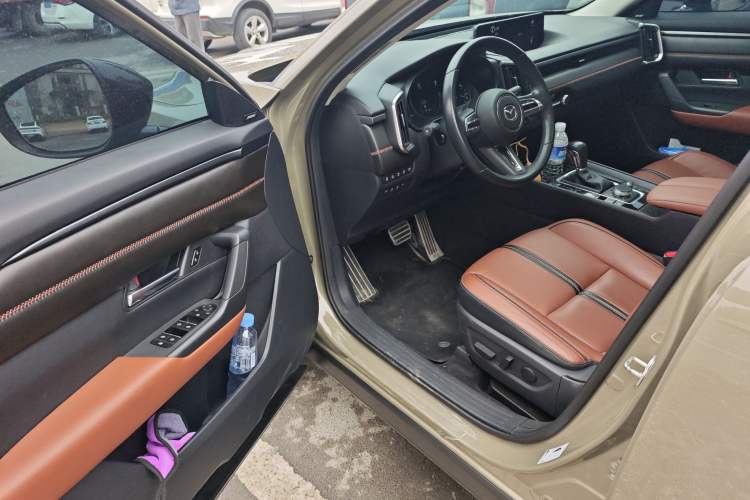 Used Mazda CX-50 2023 2.5L Luxury Edition Driver Seat