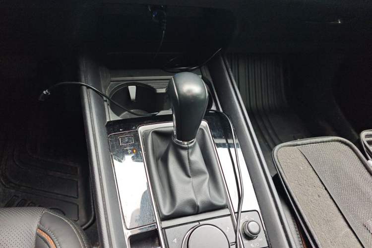 Used Mazda CX-50 2023 2.5L Smart Drive Version Gear Lever