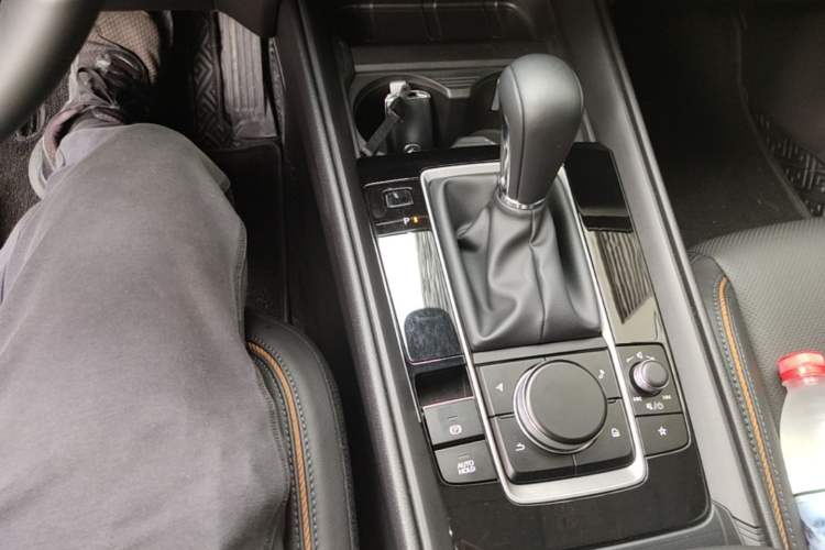 Used Mazda CX-50 2023 2.5L Smart Drive Version Gear Lever