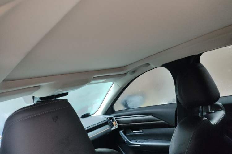 Used Mazda CX-50 2023 2.5L Smart Drive Version Headliner