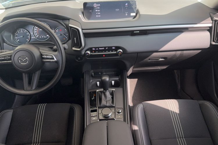 Used Mazda CX-50 2023 2.0L Leading Edition Interior 3