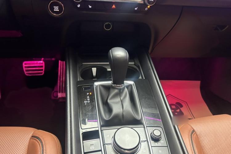 Used Mazda CX-50 2023 2.5L Luxury Edition Interior 3
