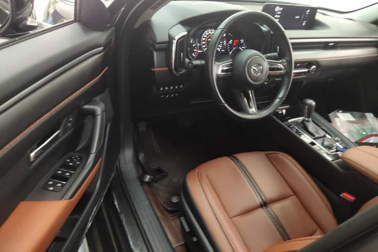 Used Mazda CX-50 2023 2.5L Luxury Edition Interior 3