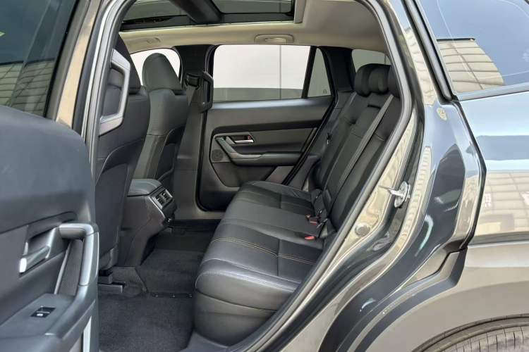 Used Mazda CX-50 2023 2.5L Smart Drive Version Interior 4