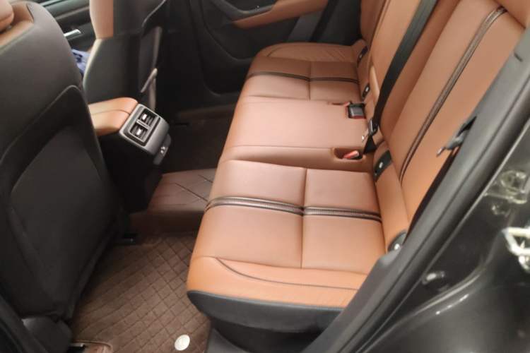 Used Mazda CX-50 2023 2.5L Luxury Edition Interior 4