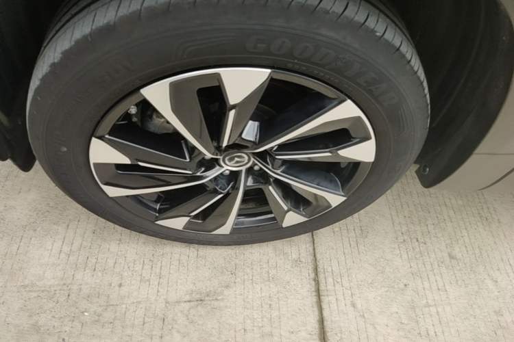 Used Mazda CX-50 2023 2.5L Smart Drive Version Left Front Wheel Hub
