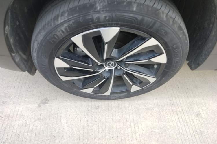 Used Mazda CX-50 2023 2.5L Smart Drive Version Left Front Wheel Hub