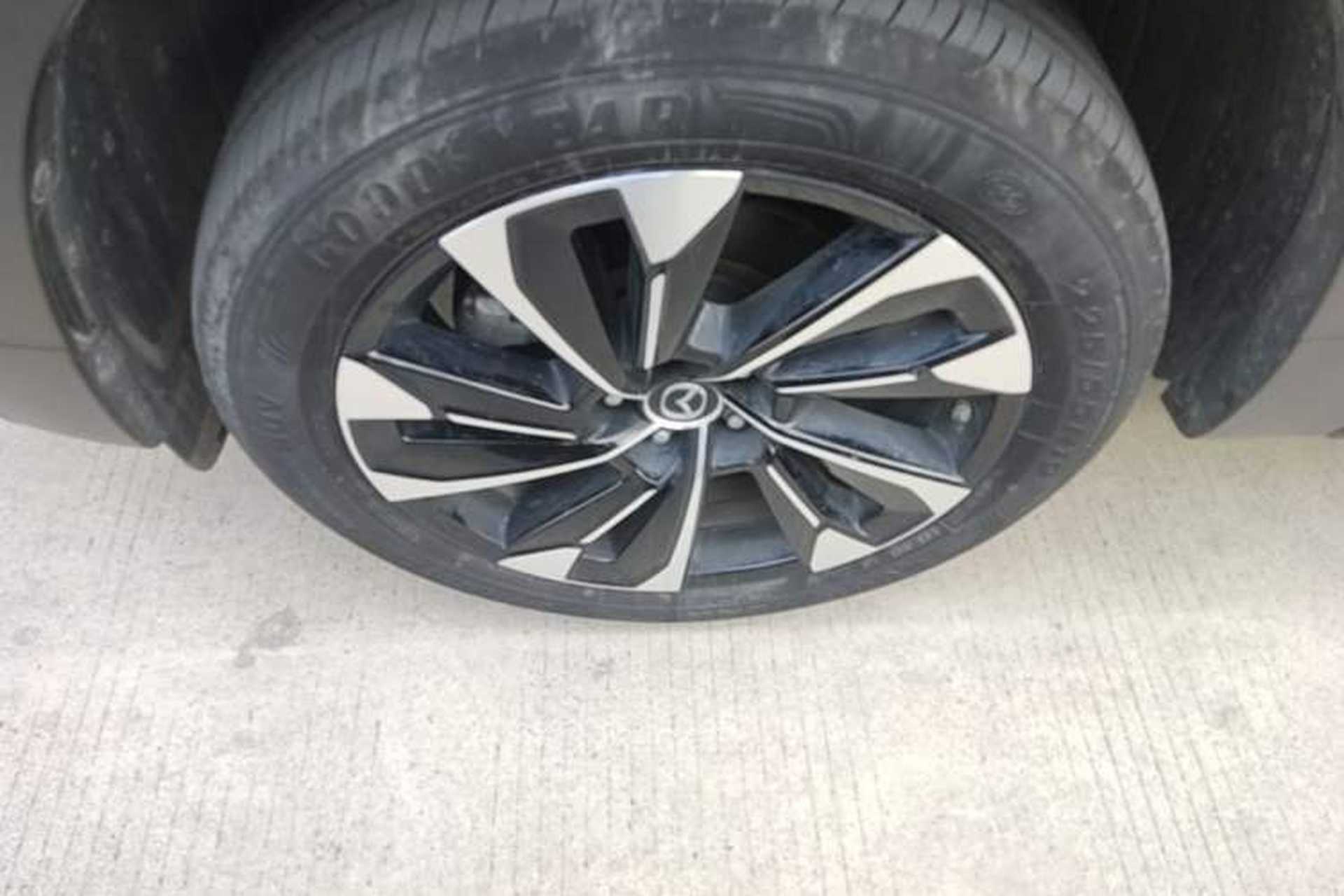 Used Mazda CX-50 2023 2.5L Smart Drive Version Left Front Wheel Hub