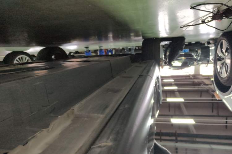Used Mazda CX-50 2023 2.5L Luxury Edition Left Side Sill