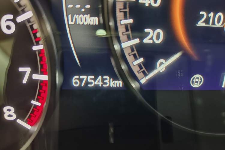 Used Mazda CX-50 2023 2.5L Smart Drive Version Odometer Close Up