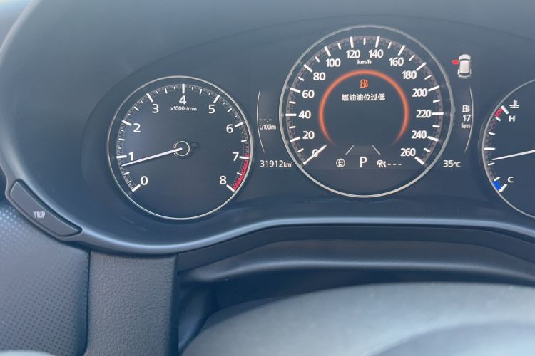 Used Mazda CX-50 2023 2.0L Leading Edition Odometer Close Up