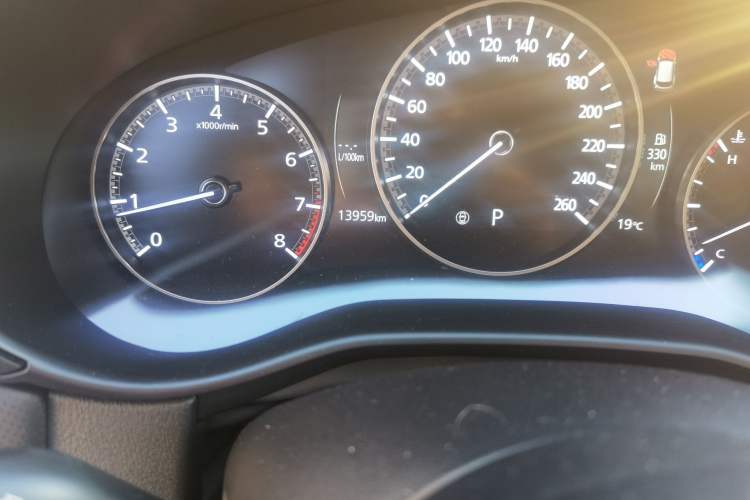 Used Mazda CX-50 2023 2.0L Leading Edition Odometer Close Up