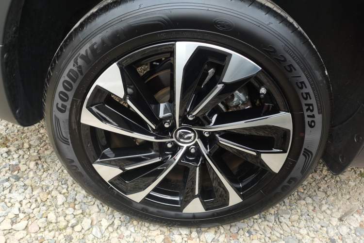 Used Mazda CX-50 2023 2.5L Smart Drive Version Right Rear Wheel Hub